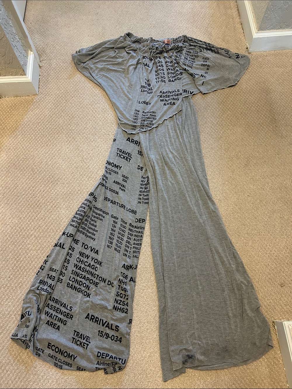 Gray Printed Wide-Leg Jumpsuit - Casual Travel Style